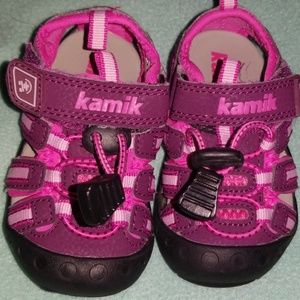 kamik kids' crab water shoe